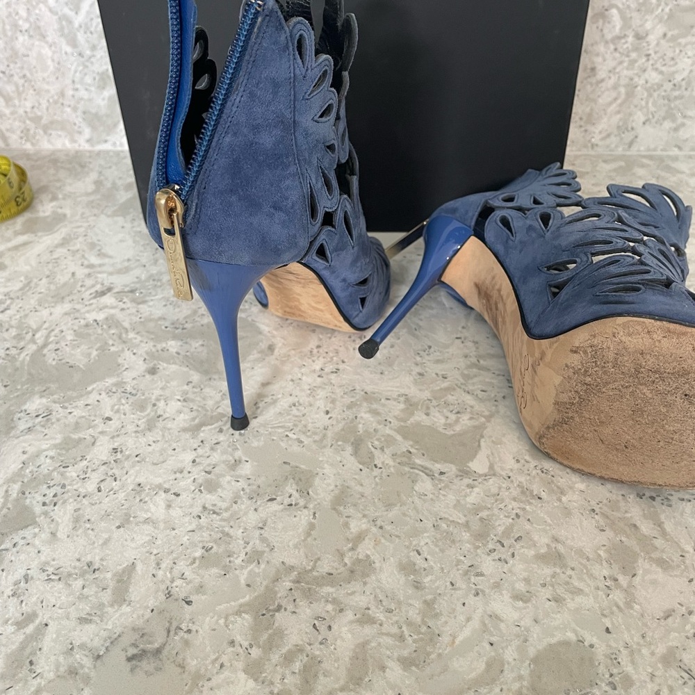 AUTHENTIC OSCAR DE LA RENTA blue suade 37.5 - Picture 6 of 10